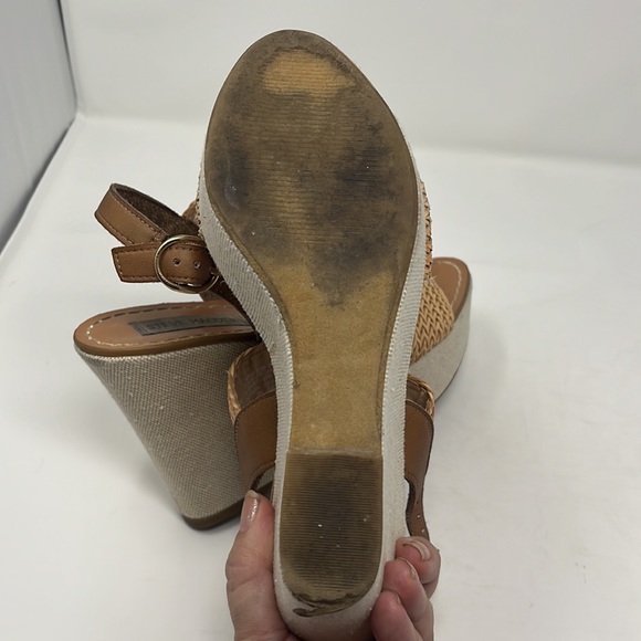 Steve Madden Wedge Sandal High Tan Size 8 Weave Strap - Picture 11 of 12
